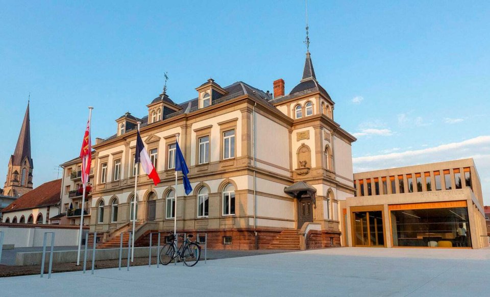 Hôtel de Ville - photo 1